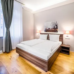 3* Apartahotel Living-world